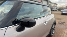 MINI Hatchback 1.5 Cooper Exclusive 3dr Auto Petrol Hatchback